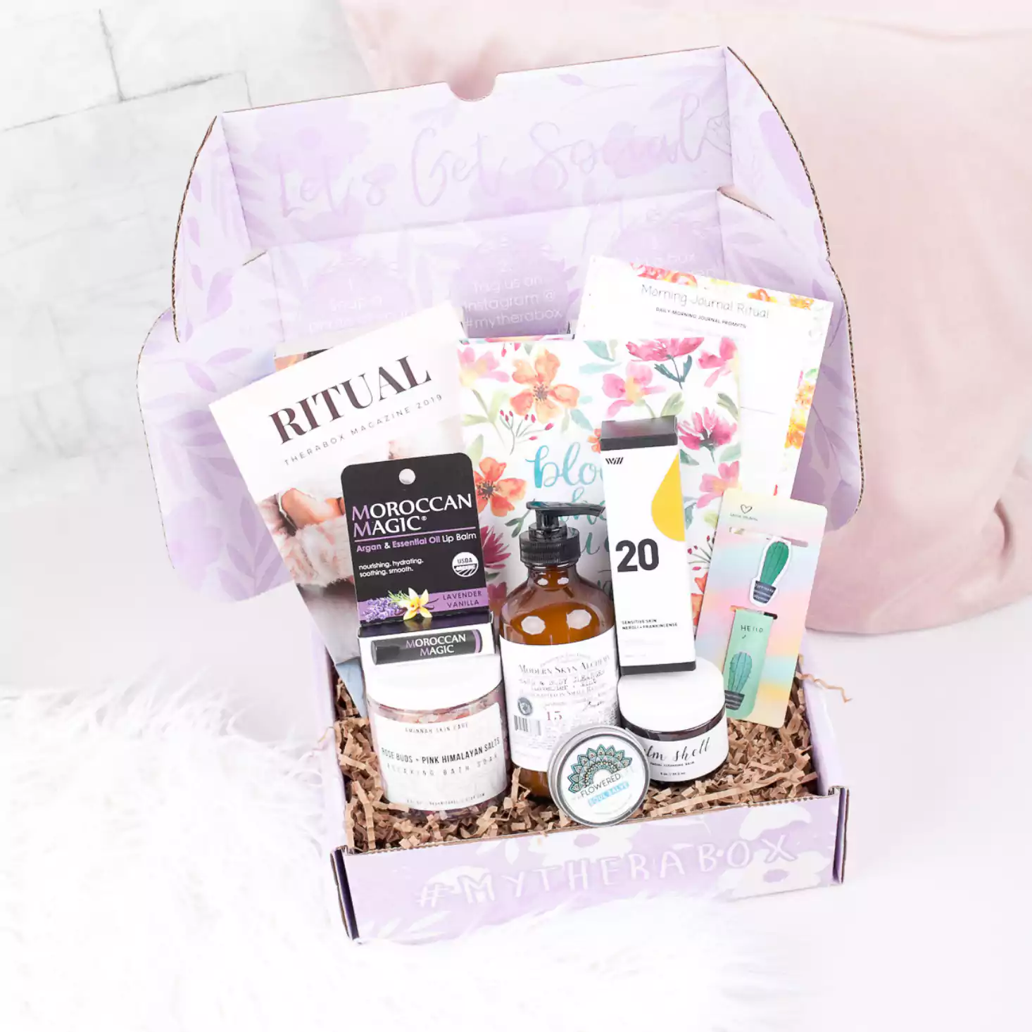 Custom CBD Subscription Boxes Packaging