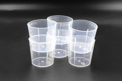 Transparent Plastic Liquid Measuring Cups