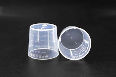 Transparent Plastic Liquid Measuring Cups
